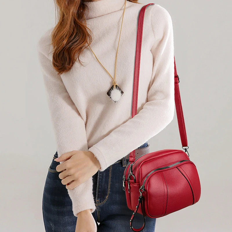 Bolso Bandolera de Cuero Suave – Diseño Minimalista con Toque de Estilo